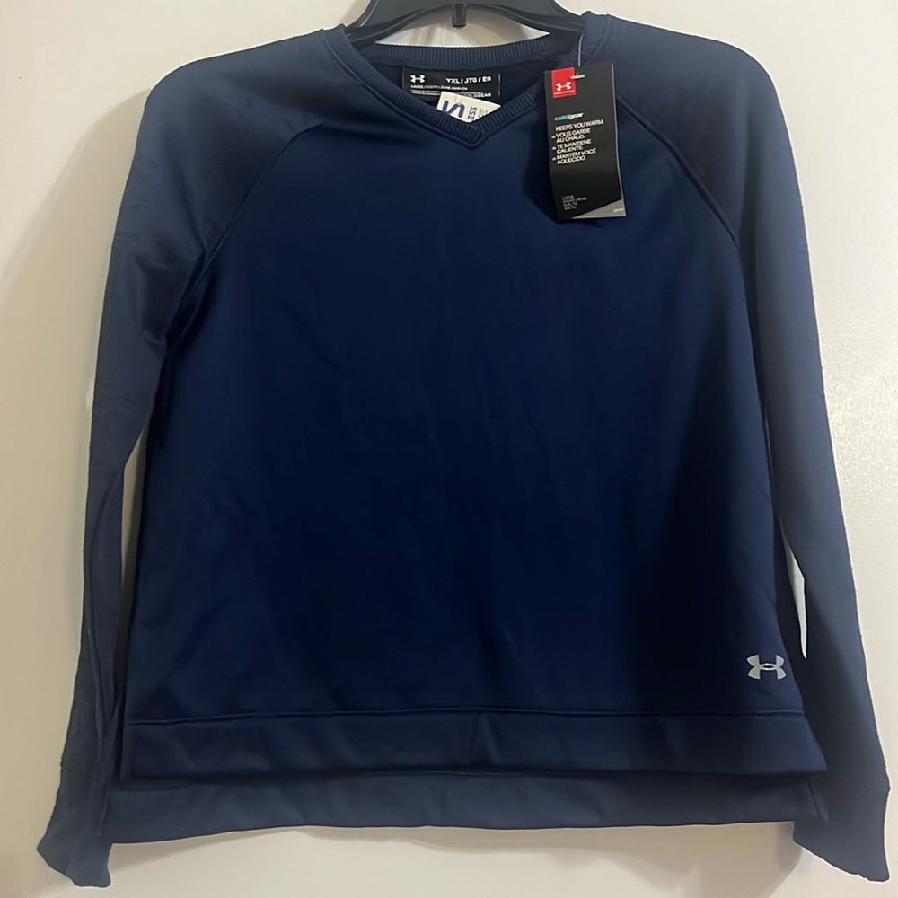 Under Armour cold gear Girls long sleeve Pull over Top size XL Youth color Navy